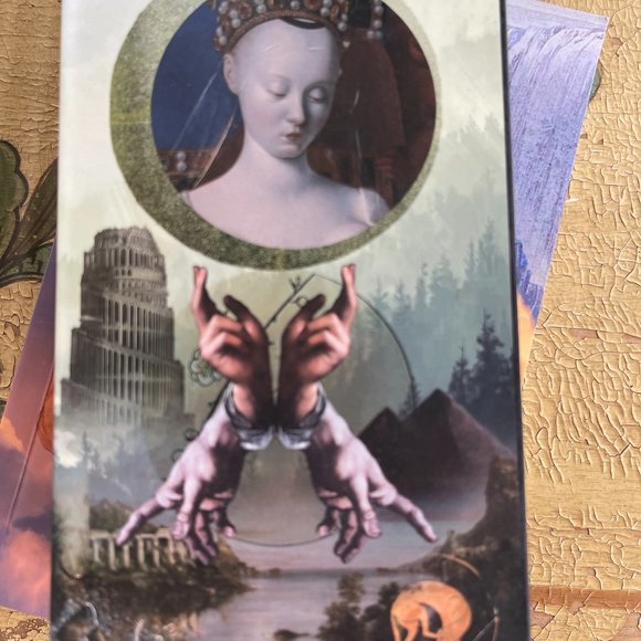 The Fox's Wedding Tarot ORIGINAL PRINTING from Kickstarter - Picture 2 of 8